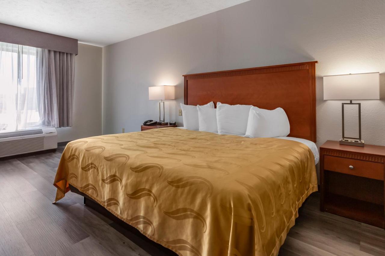 Hotel Quality Near Bragg